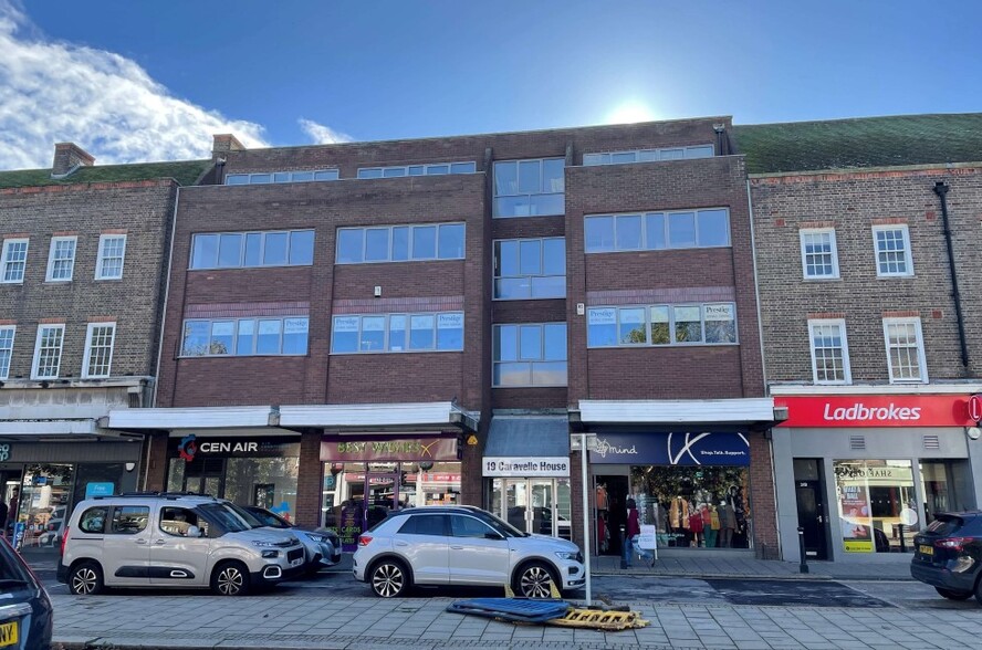 17-19 Goring Rd, Worthing for lease - Building Photo - Image 1 of 1