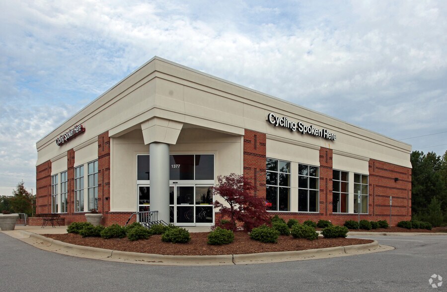 1377 NW Maynard Rd, Cary, NC 27513