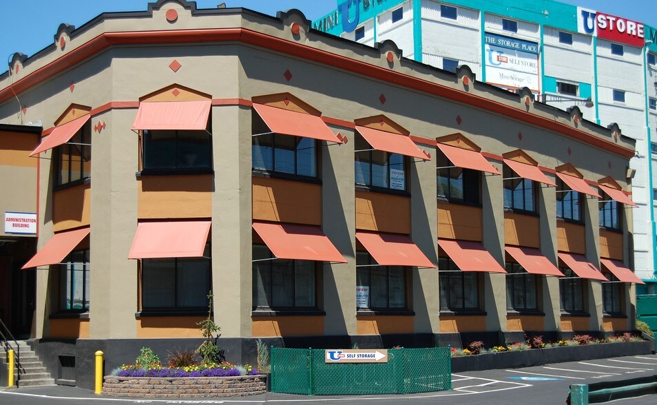 1100 NE 28th Ave, Portland, OR for sale - Primary Photo - Image 1 of 1