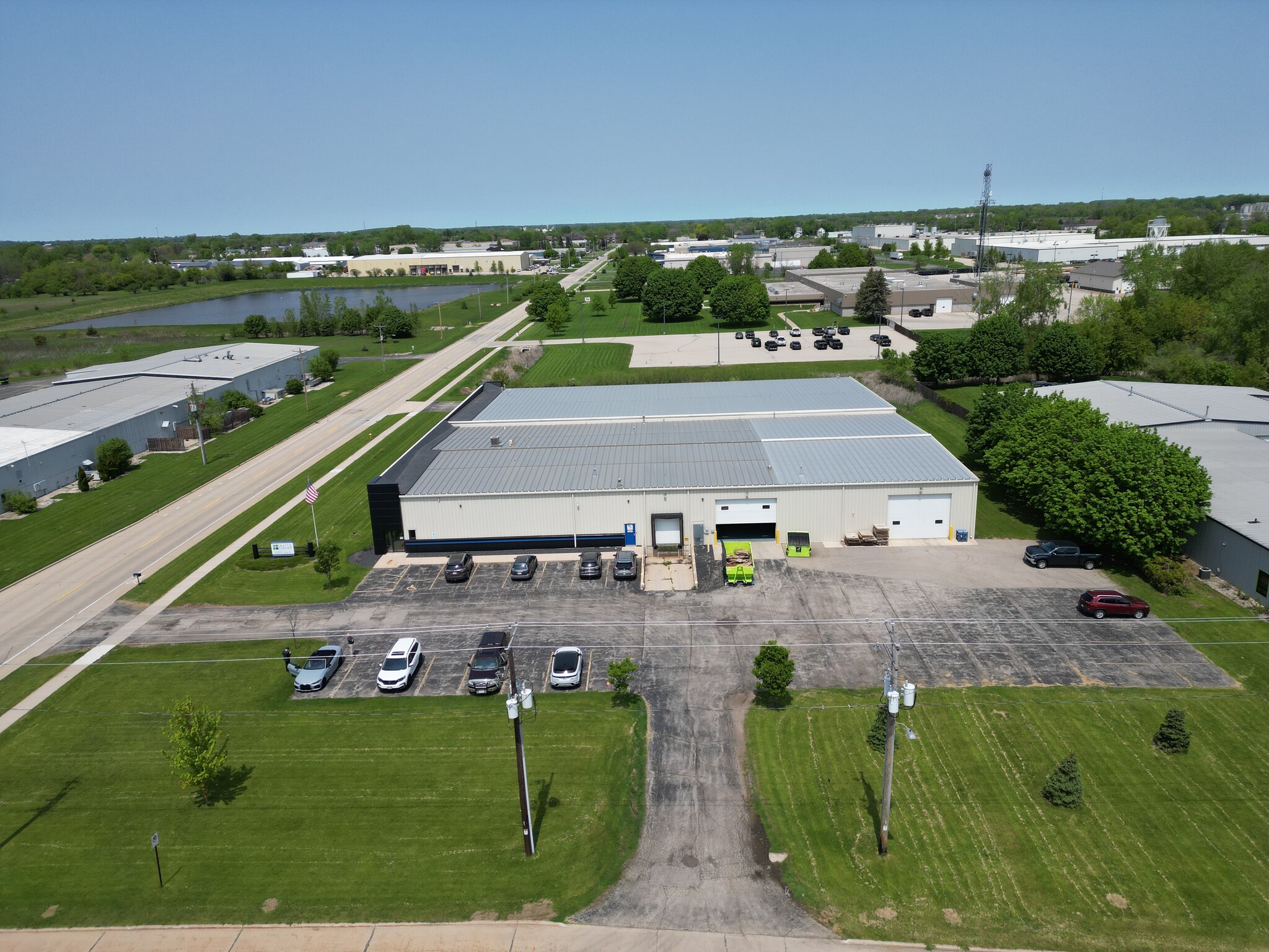 3200 N Main St, Oshkosh, WI for lease Building Photo- Image 1 of 14