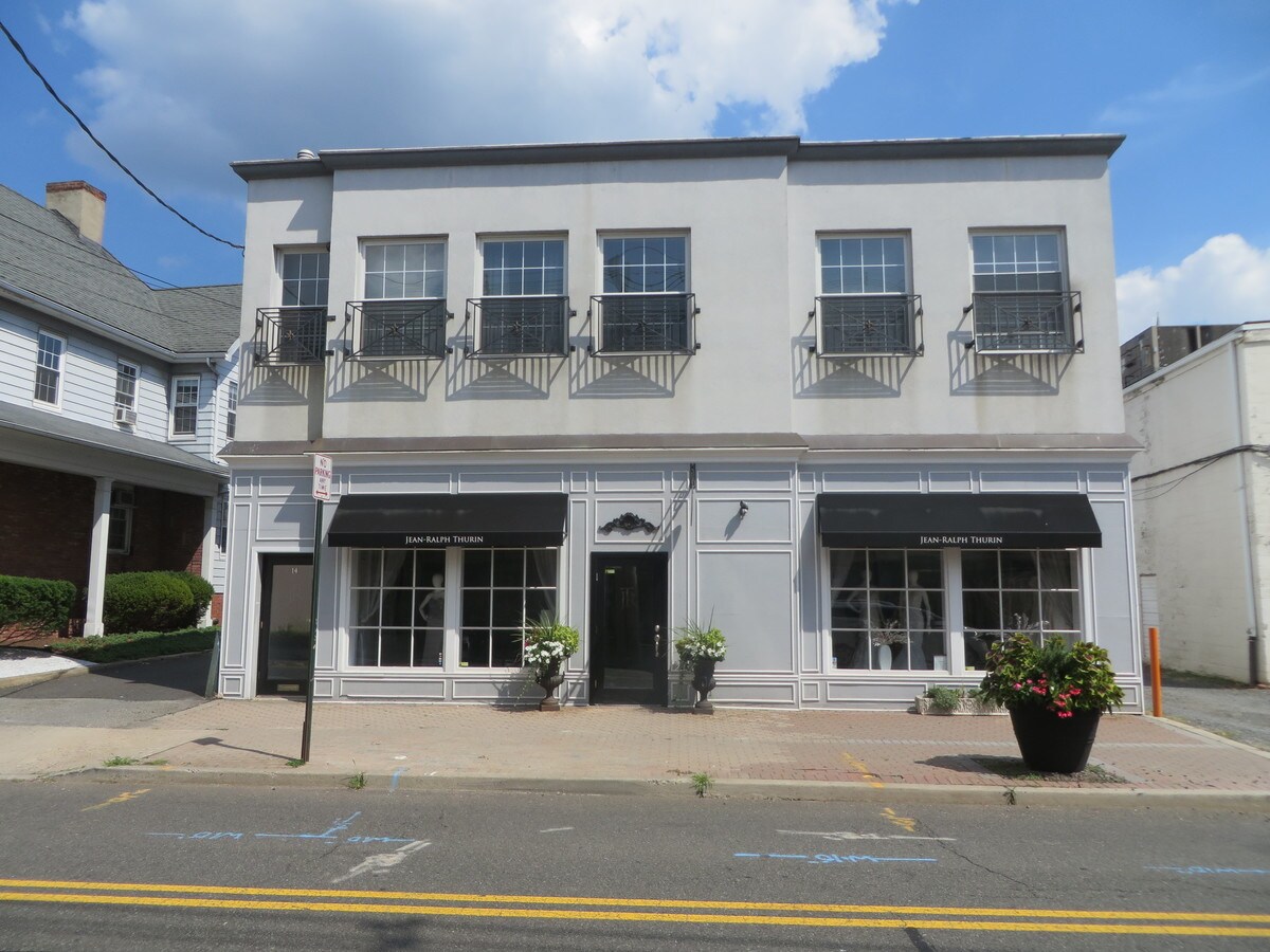 14 Davenport St, Somerville, NJ 08876