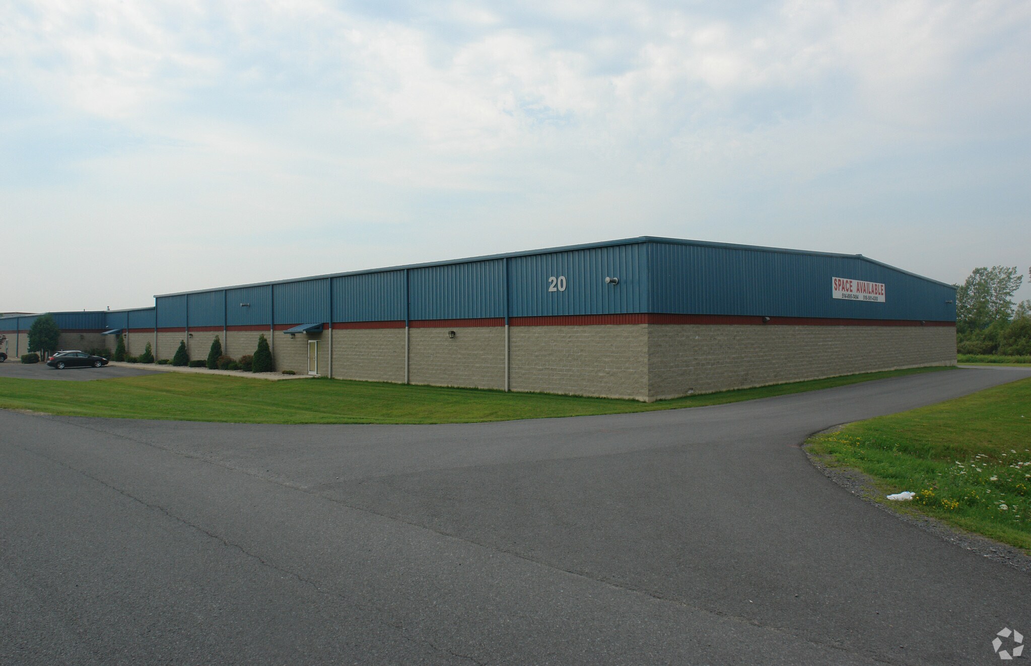 20 Gateway Dr, Plattsburgh, NY for sale Primary Photo- Image 1 of 1