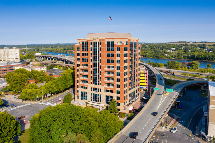 677 Broadway, Albany, NY for sale - Building Photo - Image 1 of 1