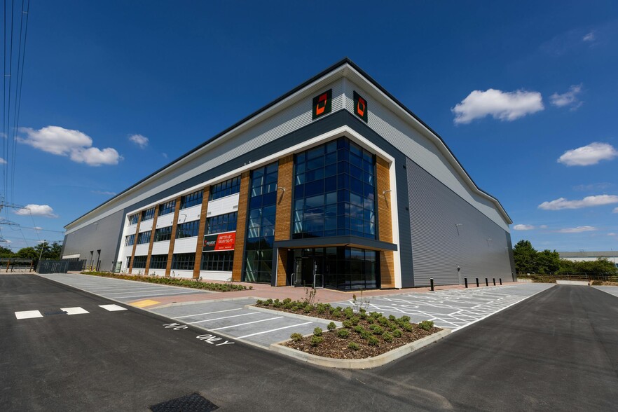 135 Mauretania Rd, Nursling for lease - Building Photo - Image 3 of 19