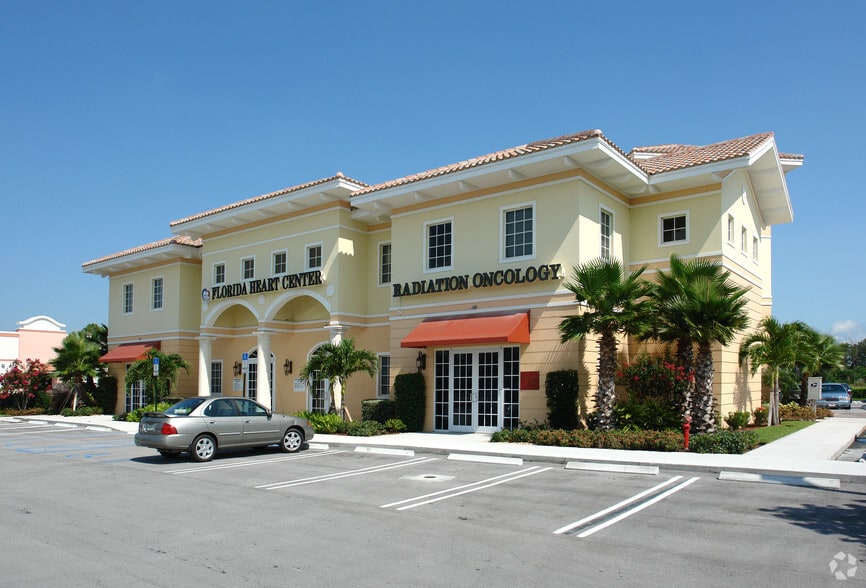 1631 NW St Lucie West Blvd, Port Saint Lucie, FL for lease - Primary Photo - Image 1 of 86