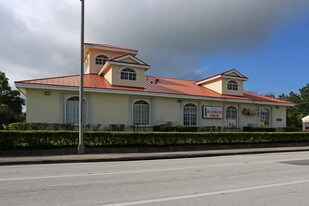 698-750 SW Port St Lucie Blvd, Port Saint Lucie FL - Loft