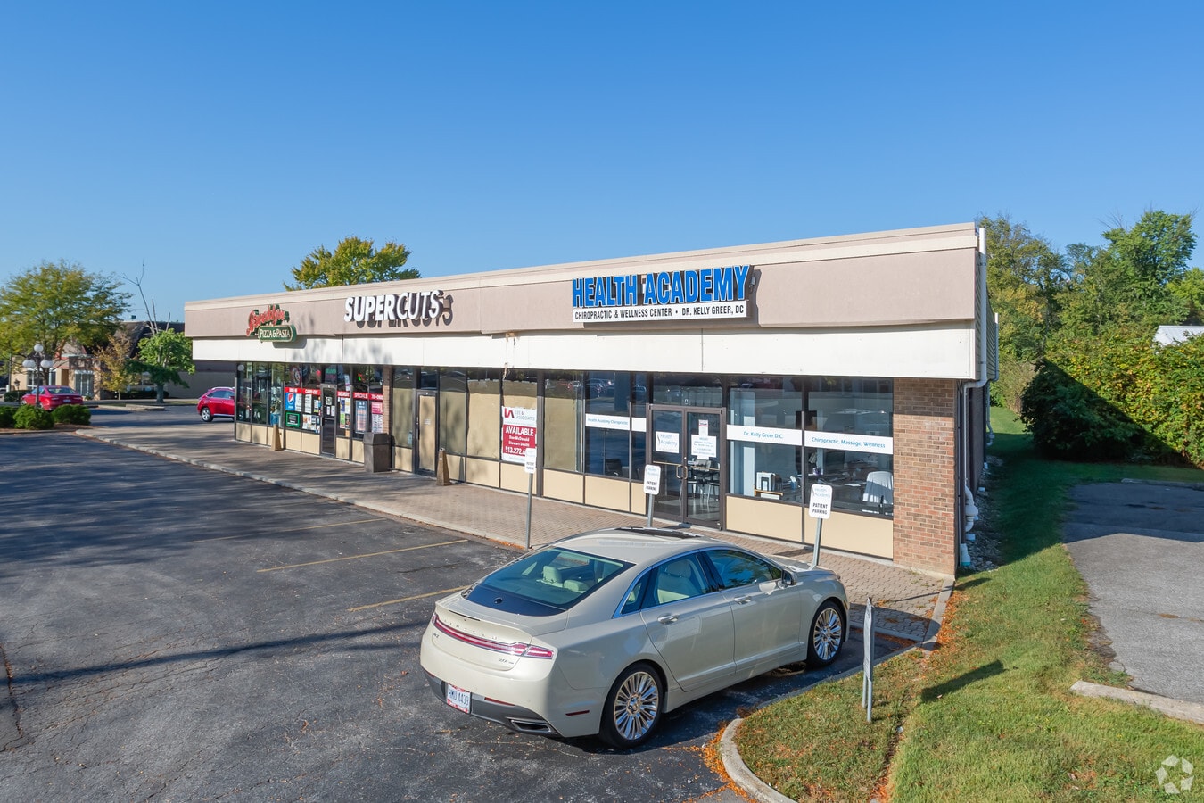 9797 Montgomery Rd, Cincinnati, OH 45242