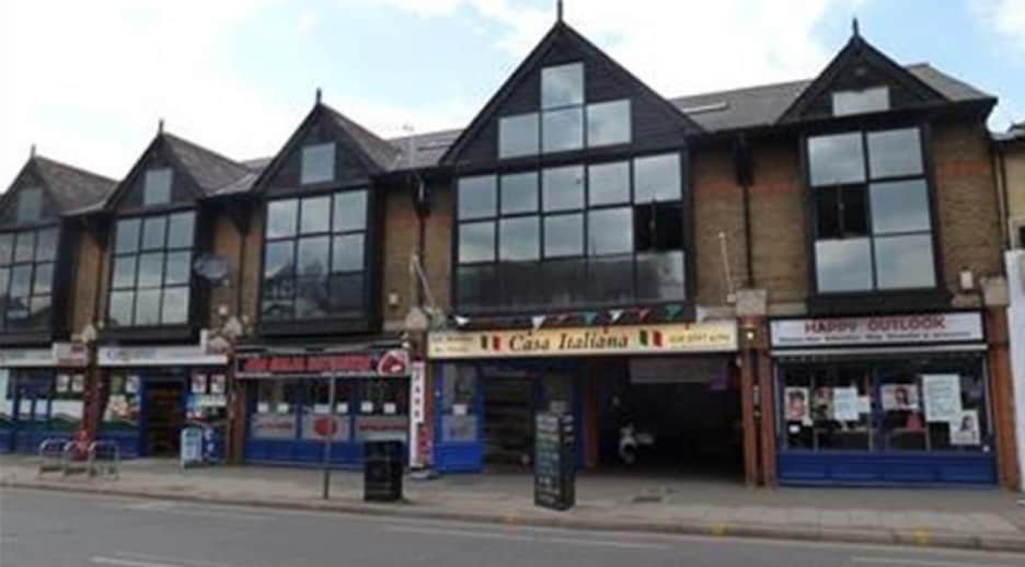 High Rd, Romford for lease Primary Photo- Image 1 of 11
