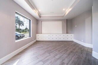 24551 Production Cir, Bonita Springs, FL for lease Interior Photo- Image 2 of 28