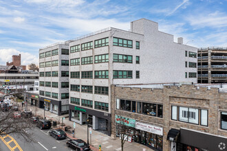 200 Mamaroneck Ave, White Plains, NY for lease Building Photo- Image 1 of 2