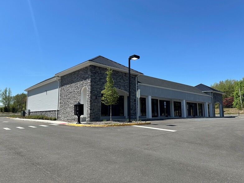 538 Route 34, Old Bridge, NJ for lease - Building Photo - Image 2 of 10