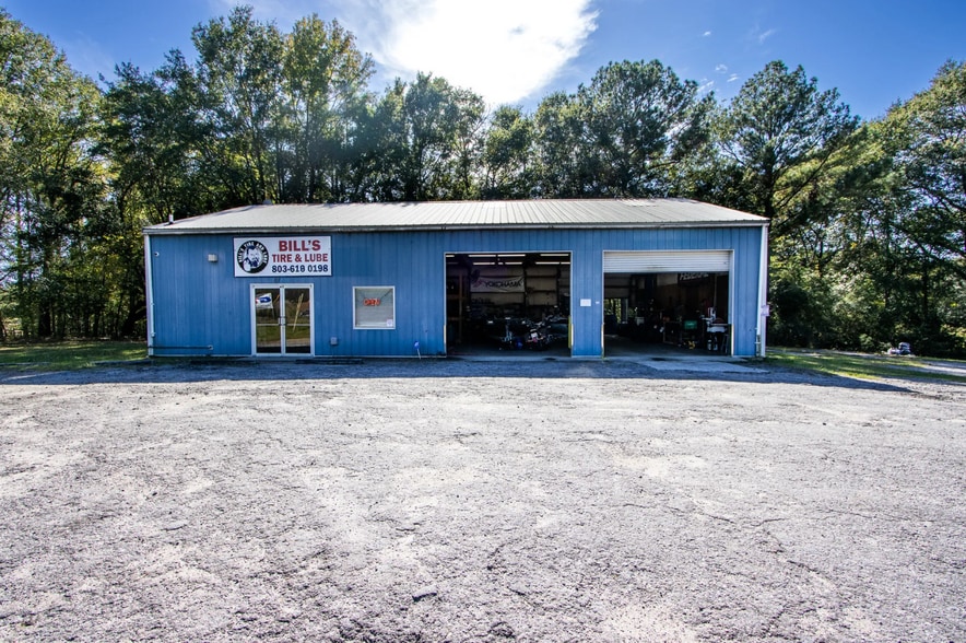 8263 Garners Ferry Rd, Columbia, SC for sale - Building Photo - Image 1 of 8
