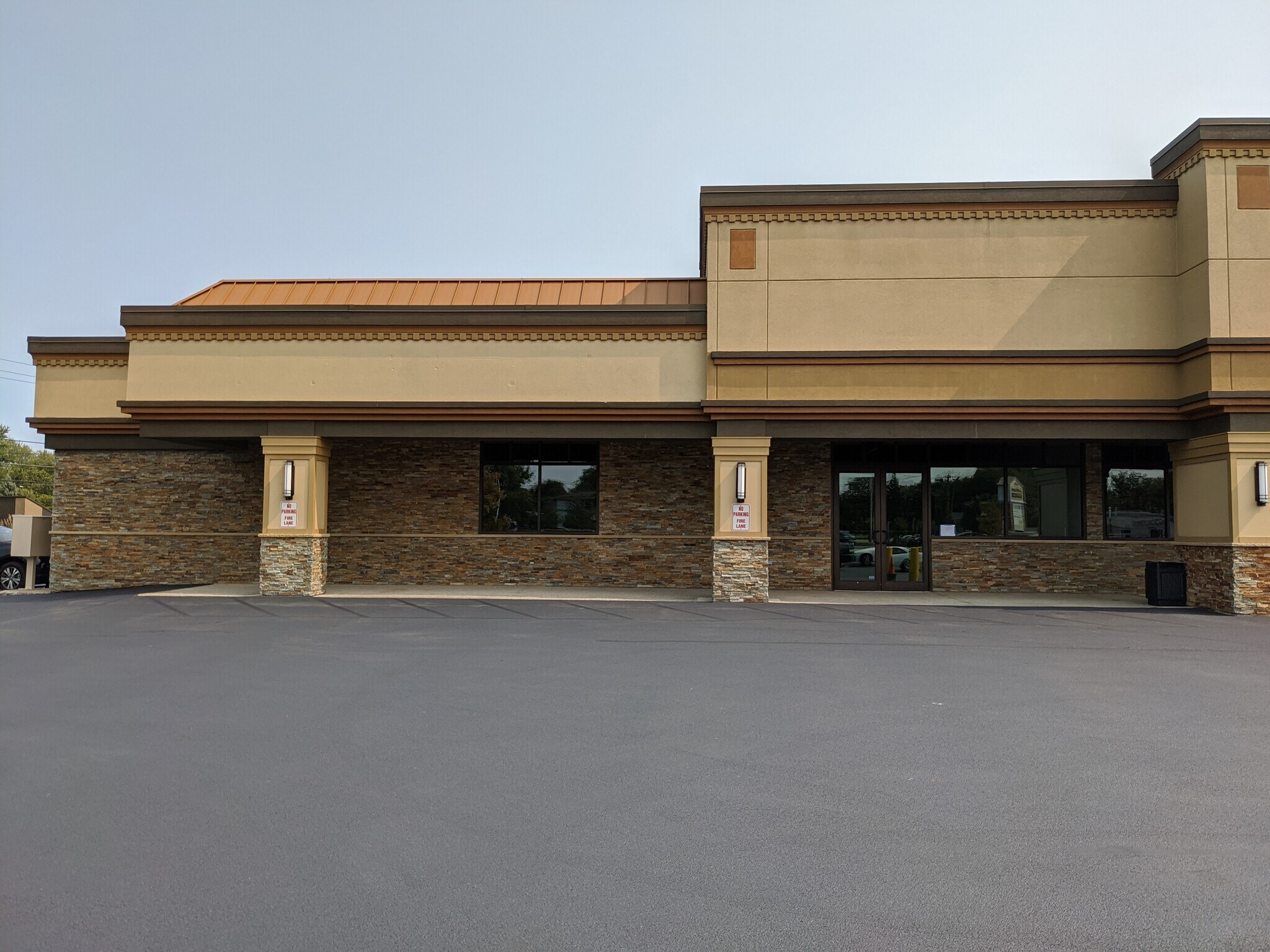 3021-3041 Orchard Park Rd, Orchard Park, NY for lease Building Photo- Image 1 of 5