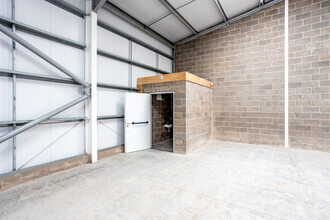 5-7 Badentoy Av, Portlethen for lease Interior Photo- Image 2 of 2