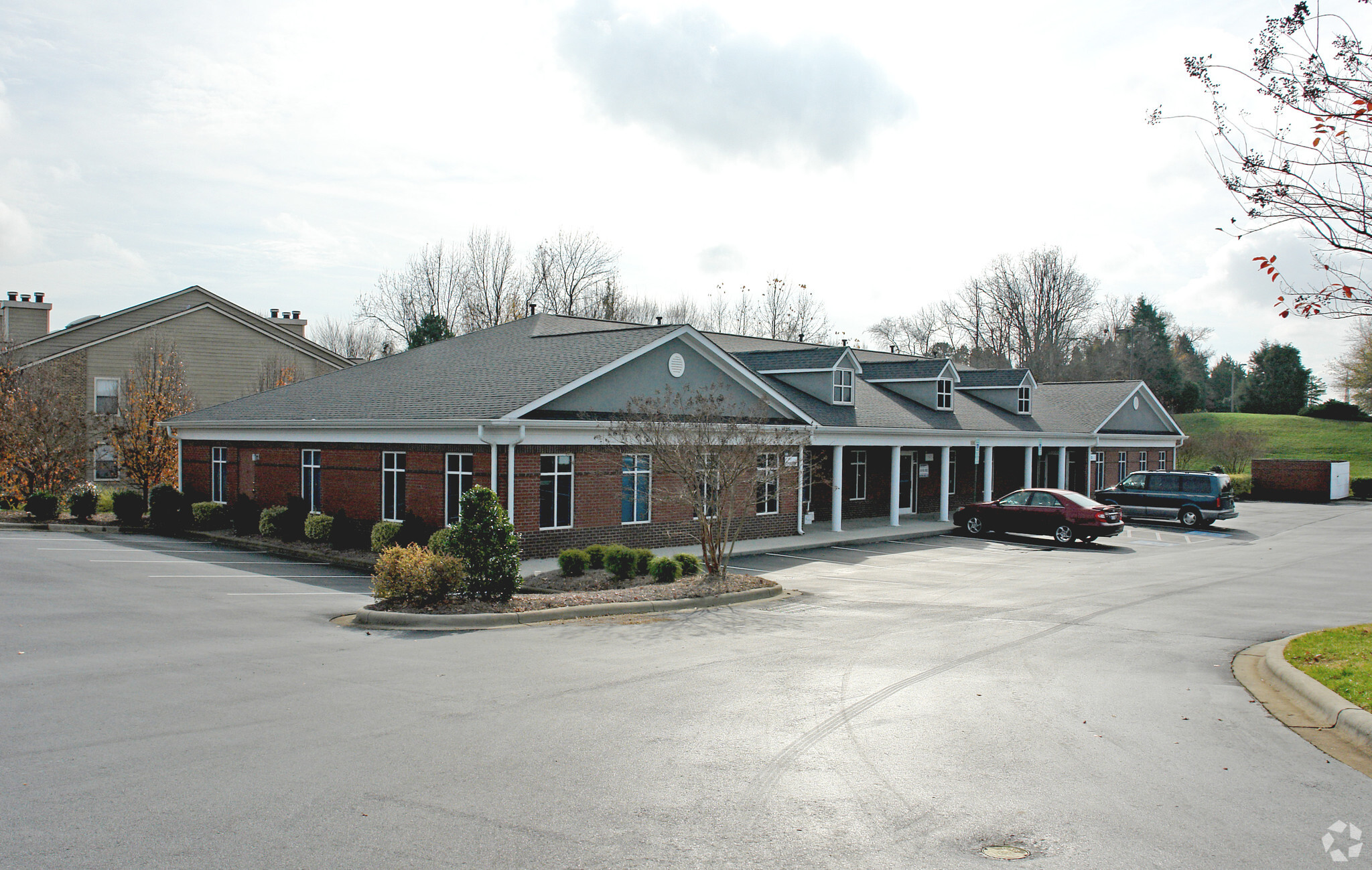 10035 Park Cedar Dr, Charlotte, NC for sale Building Photo- Image 1 of 1