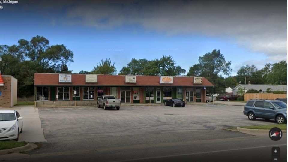 3359-3371 Mc Cracken St, Muskegon, MI for sale Primary Photo- Image 1 of 1