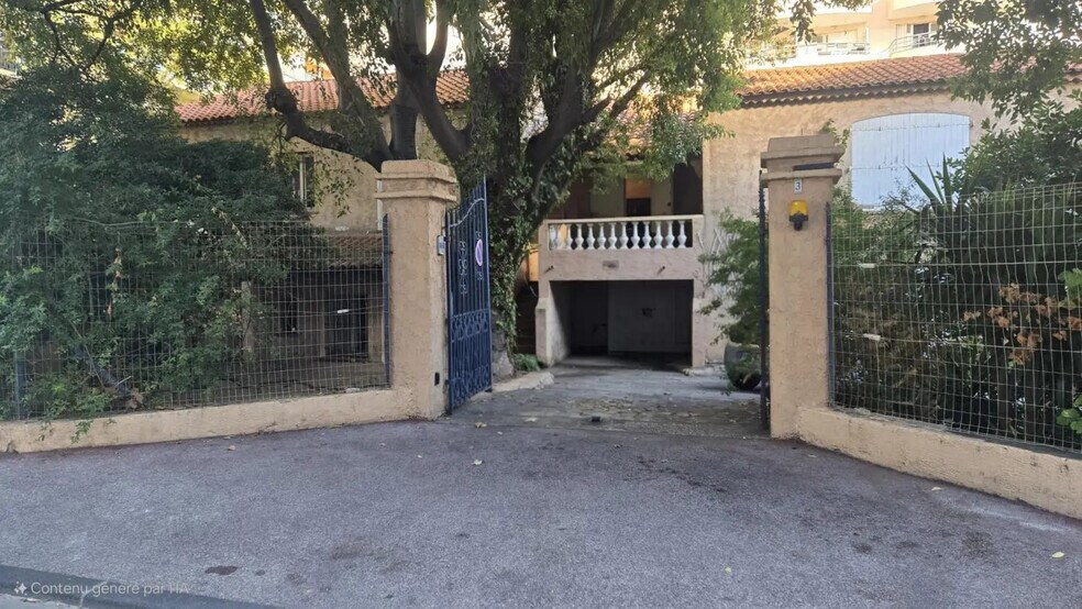 Office in Toulon for sale - Building Photo - Image 1 of 3