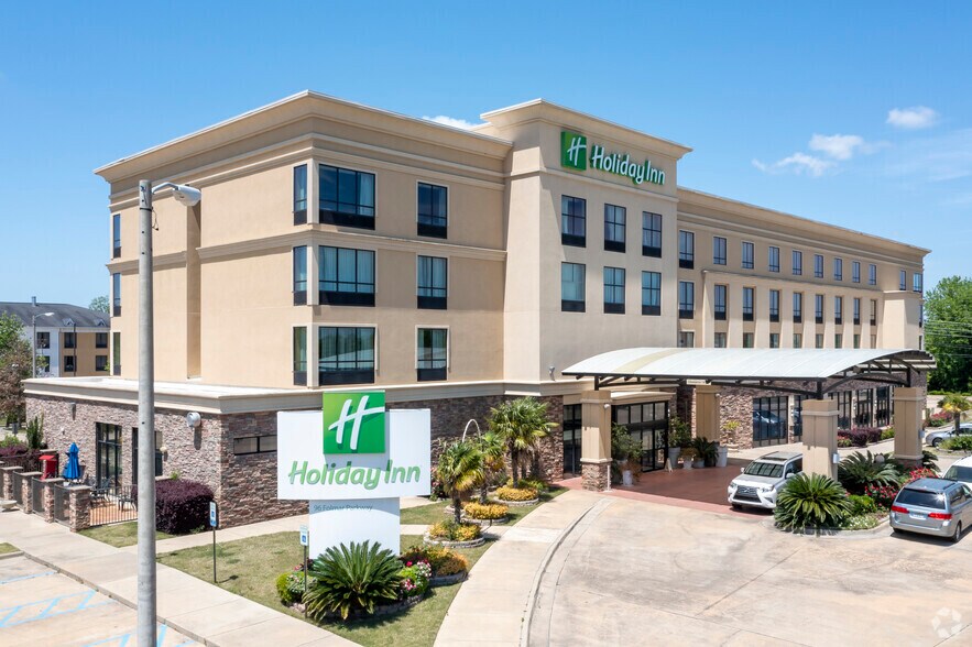 96 Folmar Pky, Montgomery, AL for sale - Primary Photo - Image 1 of 1