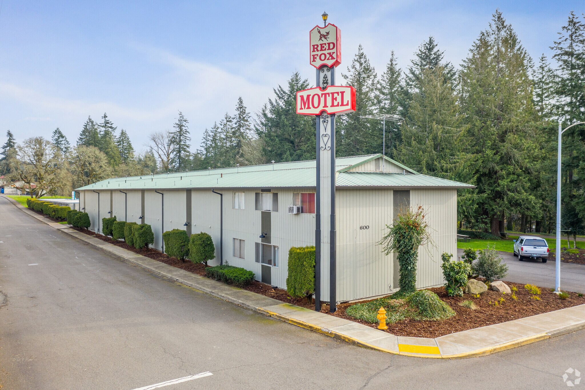 600 SW Beech Rd, Estacada, OR 97023 - Red Fox Motel | LoopNet