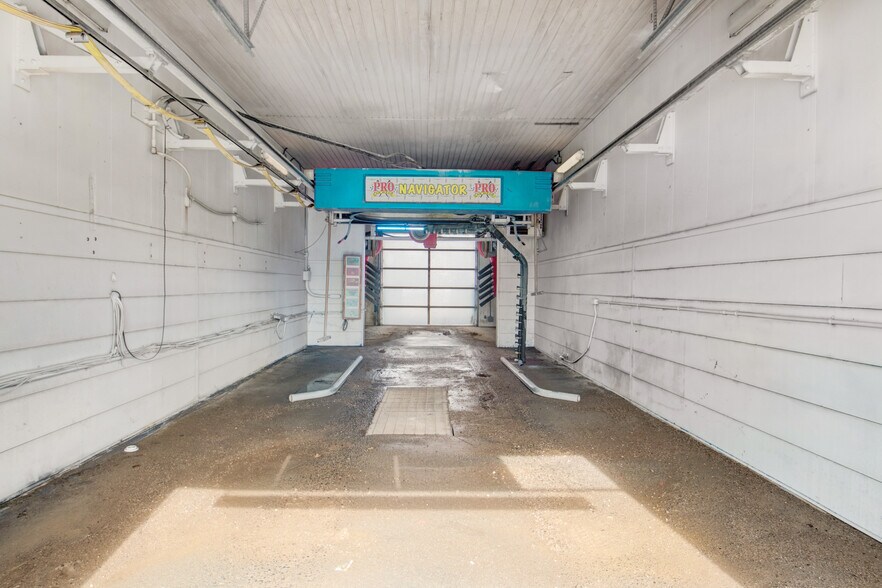 1730 Mountain City Hwy, Elko, NV 89801 Elko Car Wash