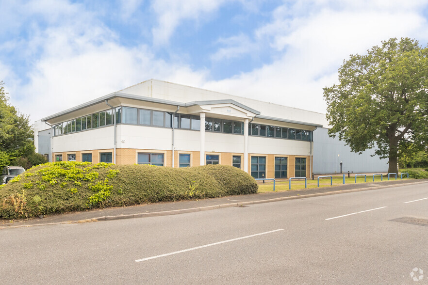 Cosford Ln, Rugby for lease - Primary Photo - Image 1 of 1