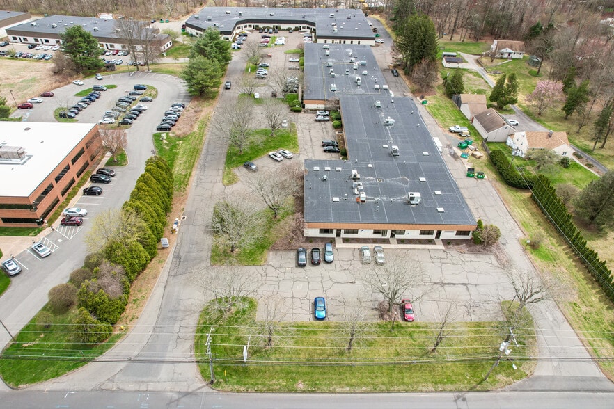1486 Highland Ave, Cheshire, CT for lease - Building Photo - Image 3 of 3