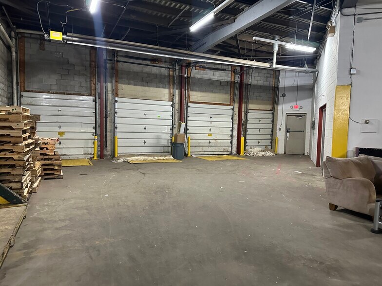 2111-2113 8th St S, Wisconsin Rapids, WI for lease - Building Photo - Image 3 of 3