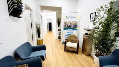 29 Rue Saint-Amand, Paris for lease Interior Photo- Image 1 of 4