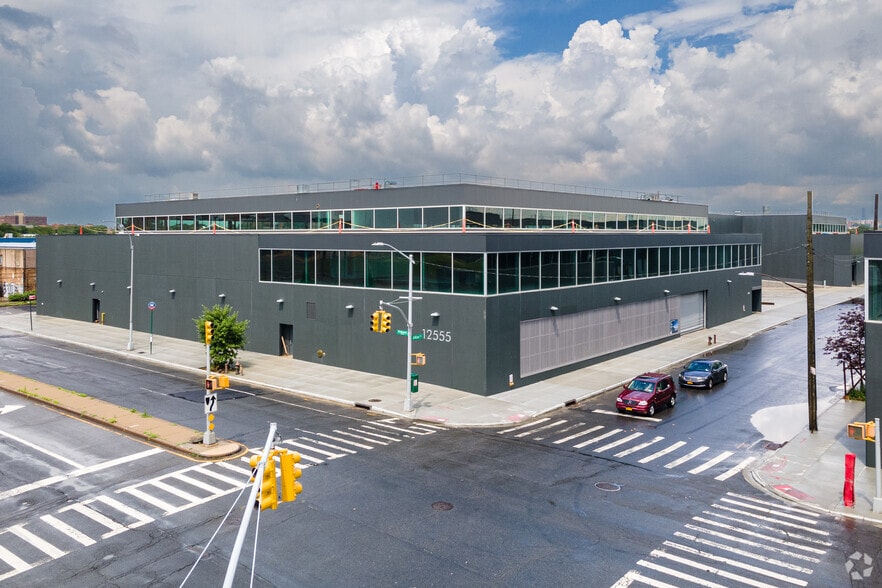 12555 Flatlands Ave, Brooklyn, NY 11208