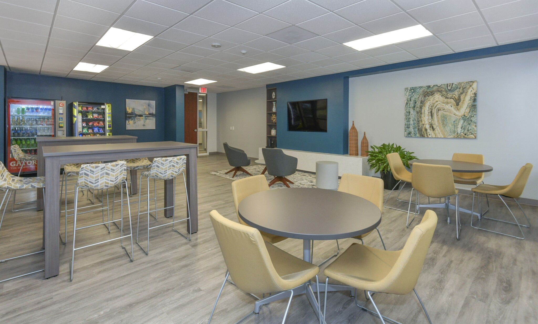 2626 Glenwood Ave, Raleigh, NC 27608 Carolina Place