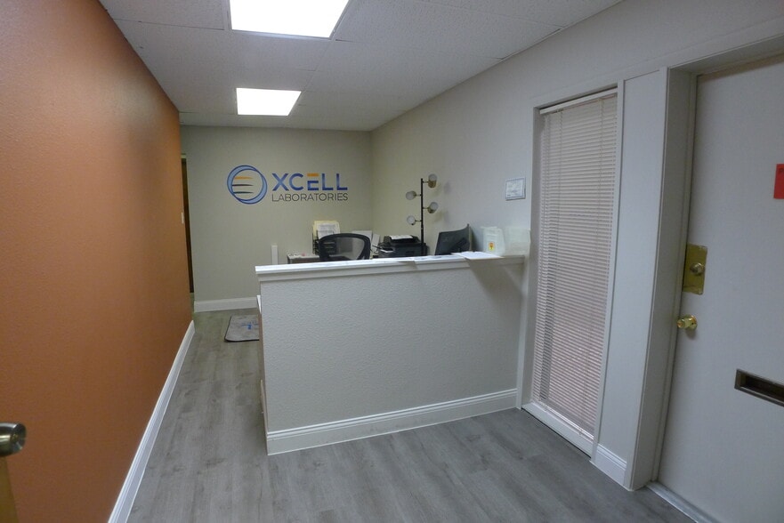 15321 San Pedro Ave, San Antonio, TX for lease - Building Photo - Image 2 of 15