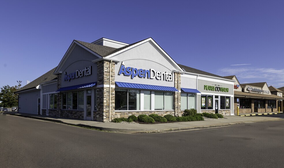 20 Commerce Way, Seekonk, MA for lease - Building Photo - Image 1 of 3