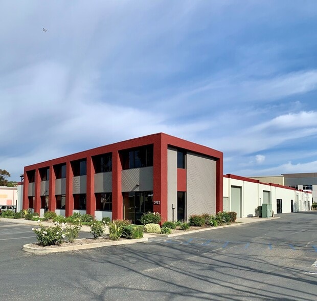 20 N Aviador St, Camarillo, CA for lease - Building Photo - Image 1 of 8