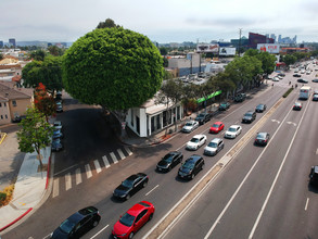 8460 Santa Monica Blvd, West Hollywood, CA - aerial  map view