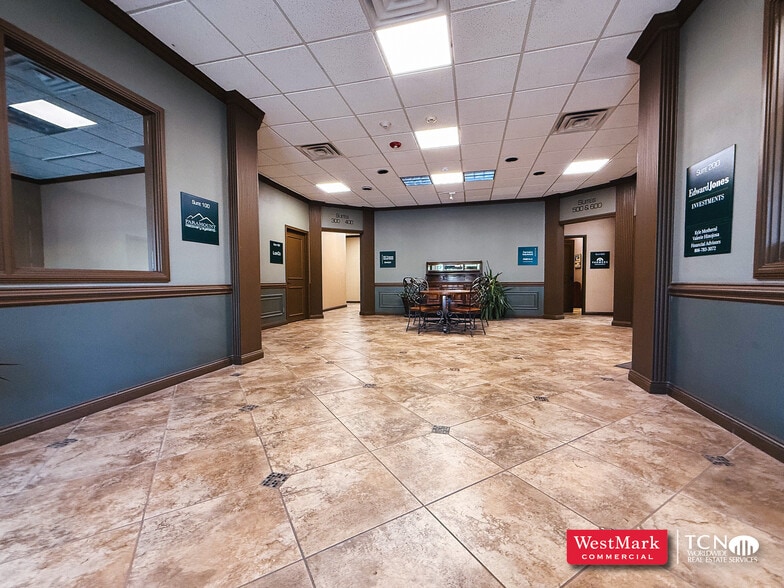 6102 Chicago Ave, Lubbock, TX for lease - Building Photo - Image 2 of 6