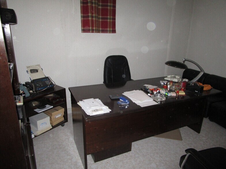 Retail in Salamanca for sale - Building Photo - Image 2 of 13