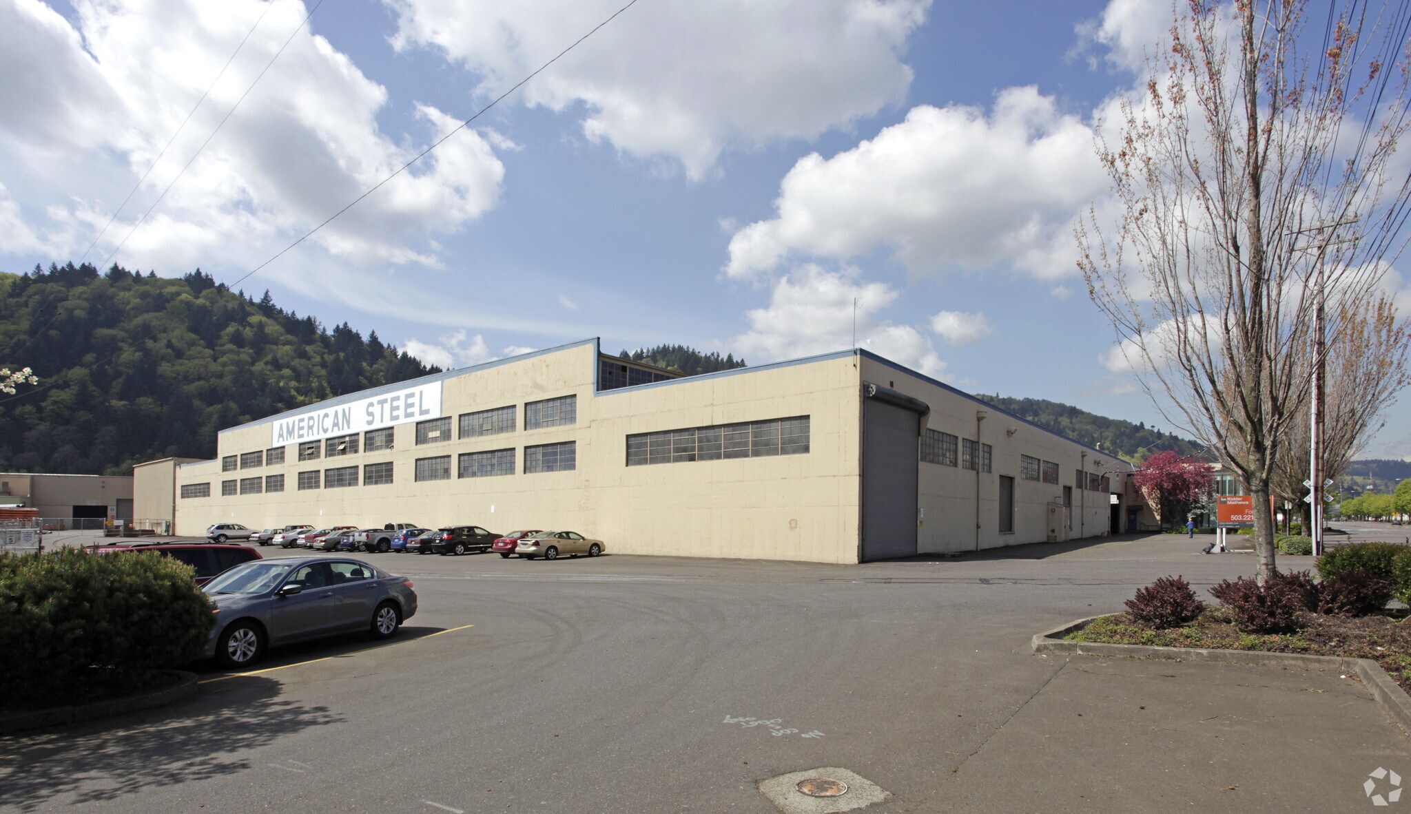 4033 NW Yeon Ave, Portland, OR for sale Primary Photo- Image 1 of 1