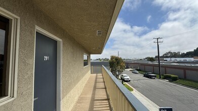 17632 Metzler Ln, Huntington Beach, CA for lease Interior Photo- Image 1 of 11