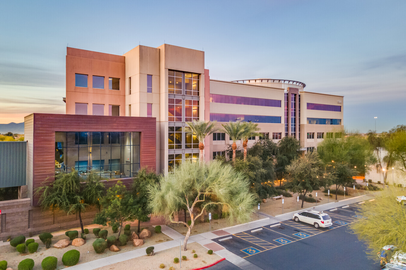 9305 W Thomas Rd, Phoenix, AZ 85037 - Estrella Medical Plaza | LoopNet