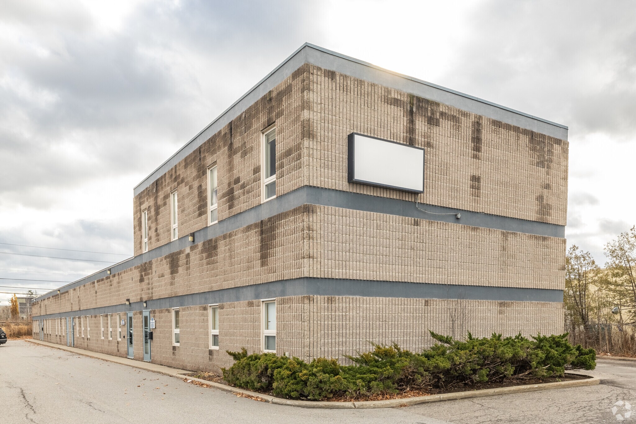 159 Colonnade Rd, Nepean, ON for sale Primary Photo- Image 1 of 1