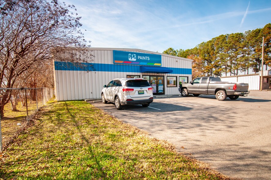 2117 Beltline Rd, Decatur, AL 35601