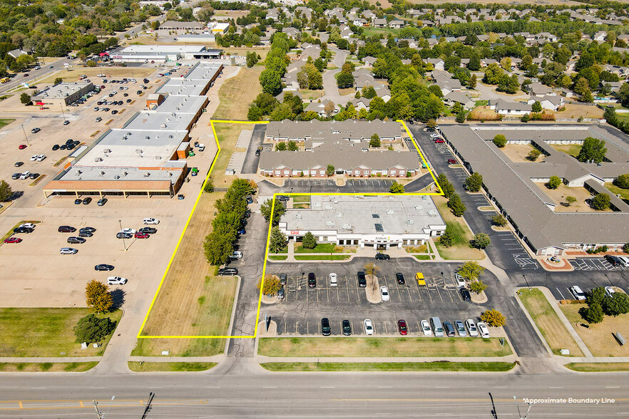 224 E Central Ave, Andover, KS for sale - Primary Photo - Image 3 of 129