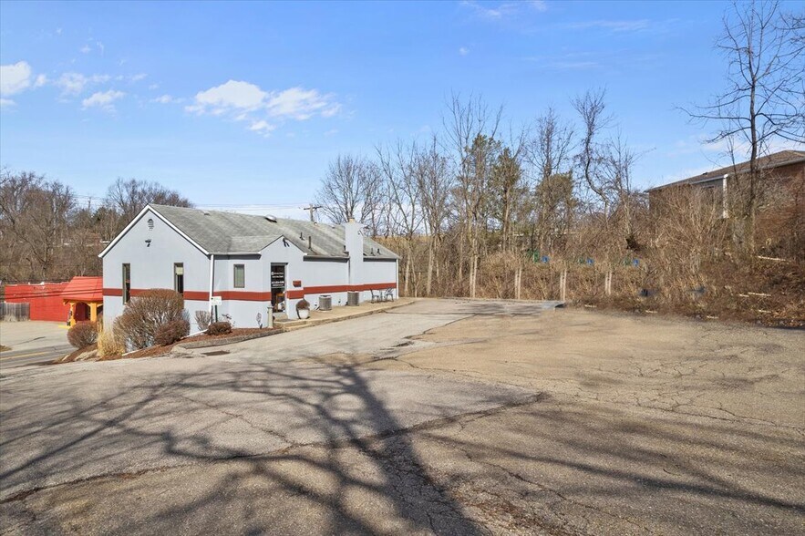 4372 Old William Penn Hwy, Monroeville, PA for sale - Building Photo - Image 3 of 23