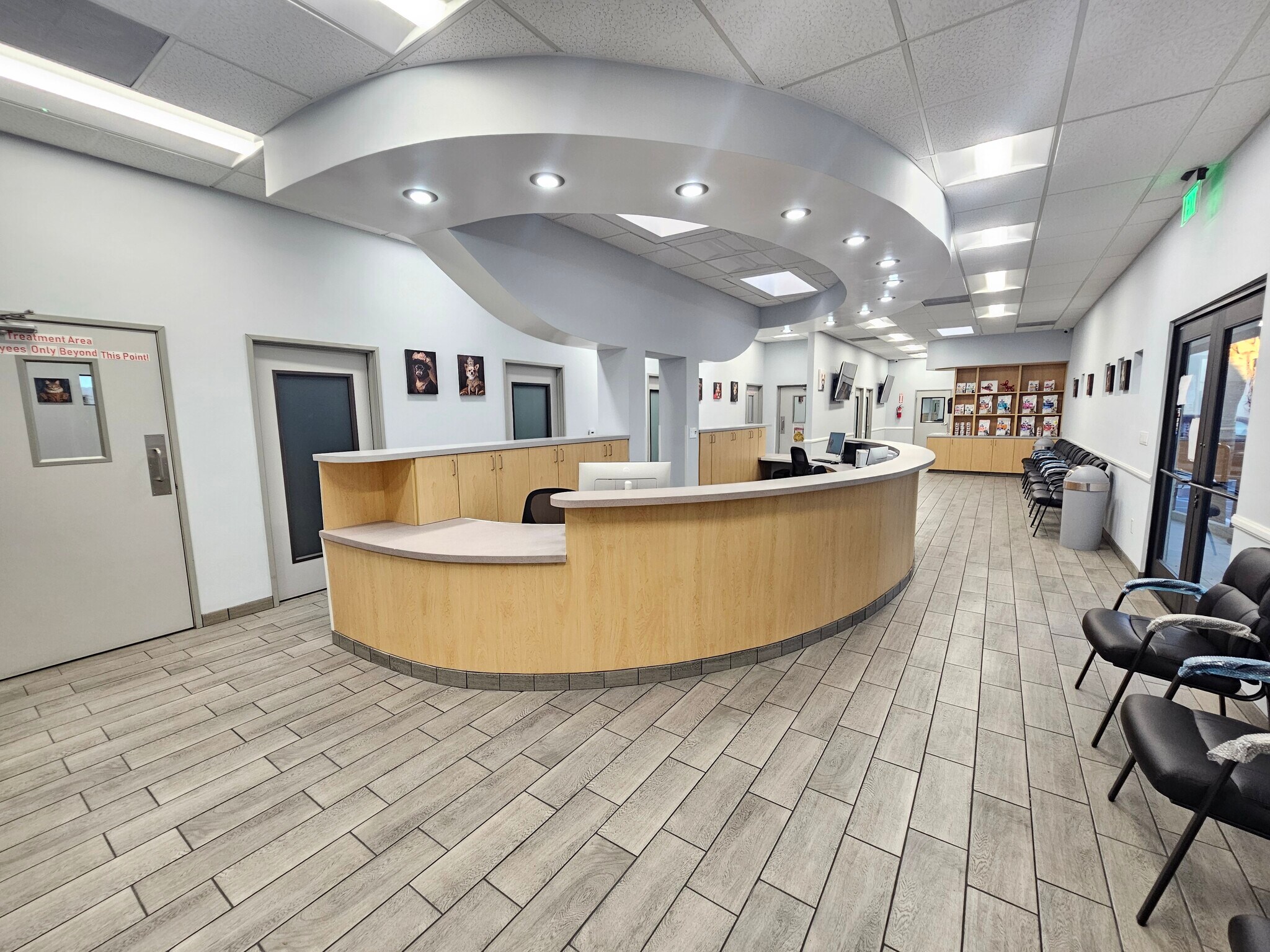 18224 Parthenia St, Northridge, CA for lease Building Photo- Image 1 of 23