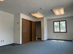 3666-3670 W Shore Rd, Warwick, RI for lease Interior Photo- Image 1 of 4