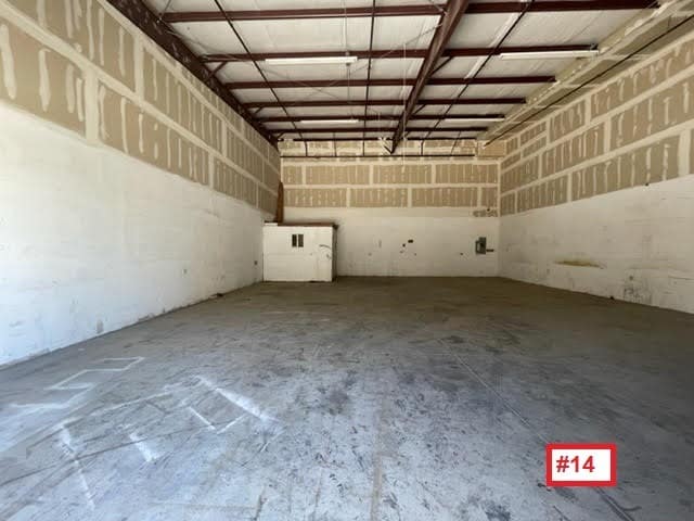 10881 Santa Fe Ave, Hesperia, CA for lease - Building Photo - Image 3 of 14