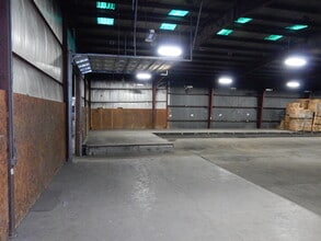 945 King St, Fairmont, WV for lease Interior Photo- Image 2 of 2