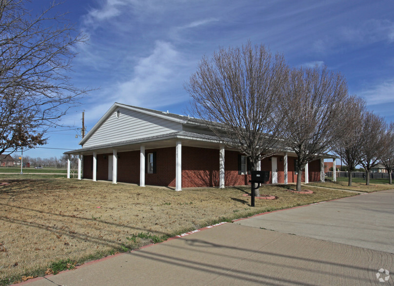 5101 New York Ave, Arlington, TX for sale - Primary Photo - Image 1 of 1