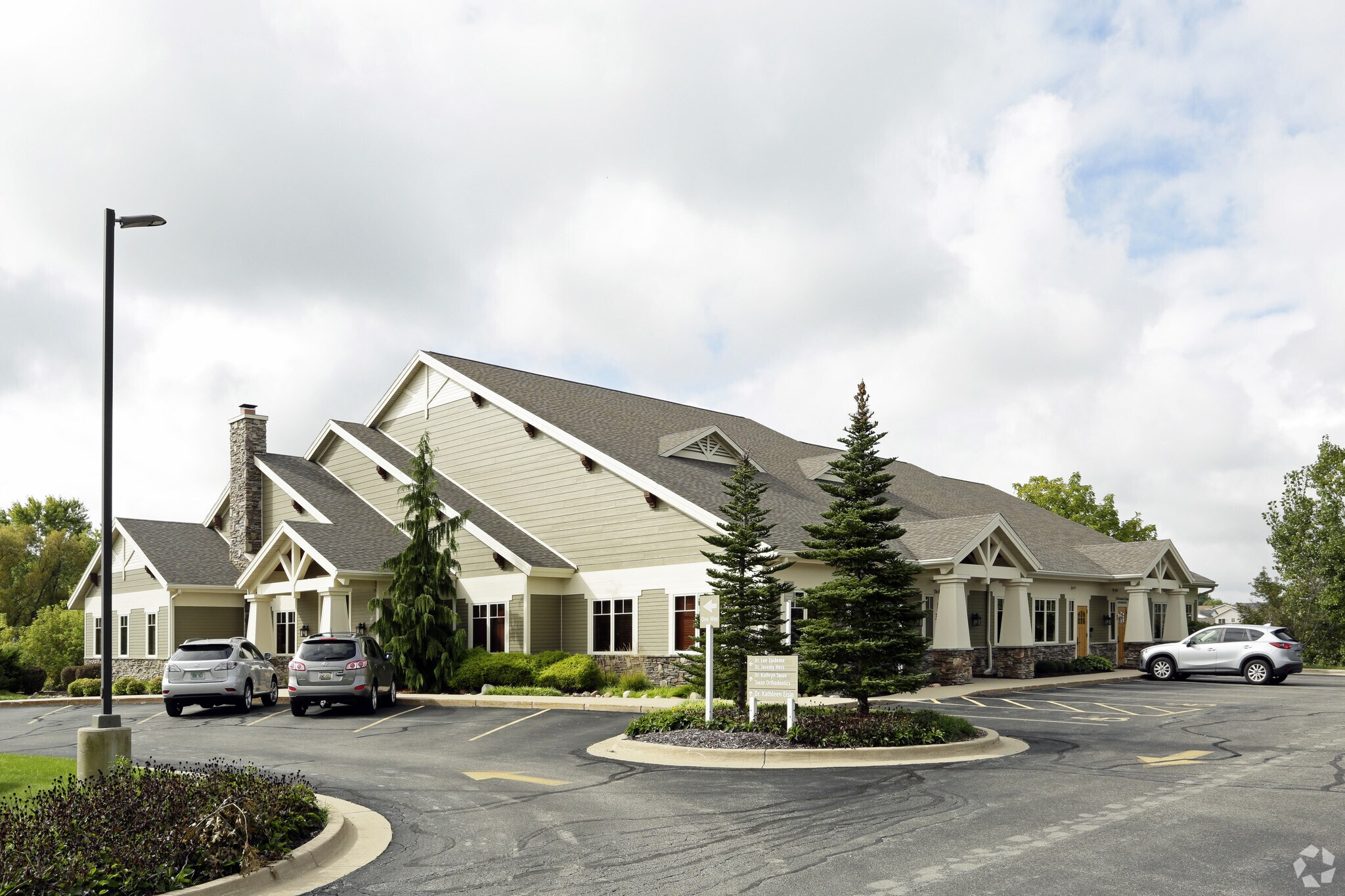 6681 Crossings Dr SE, Grand Rapids, MI for sale Building Photo- Image 1 of 1