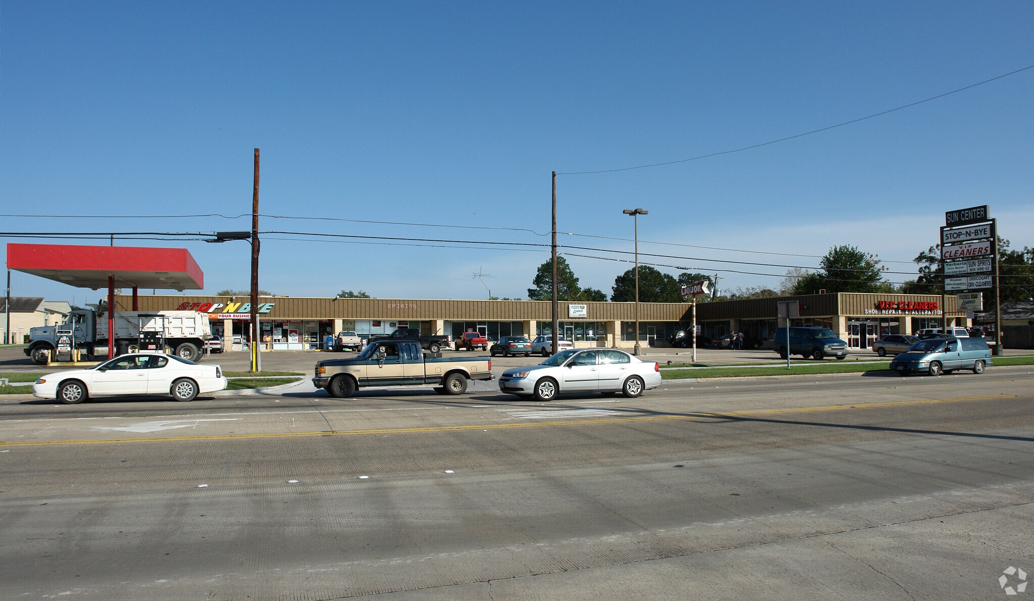 2201 1st St, Rosenberg, TX for sale Primary Photo- Image 1 of 1